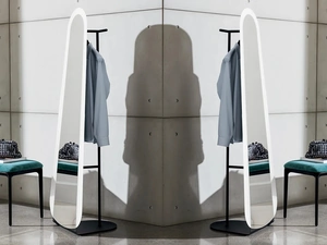 Specchiera Appendiabiti Clessidra Free Standing con struttura in metallo di Sovet