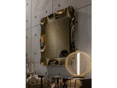 Specchio di design con cornice in vetro curvo Dorian di Tonin Casa