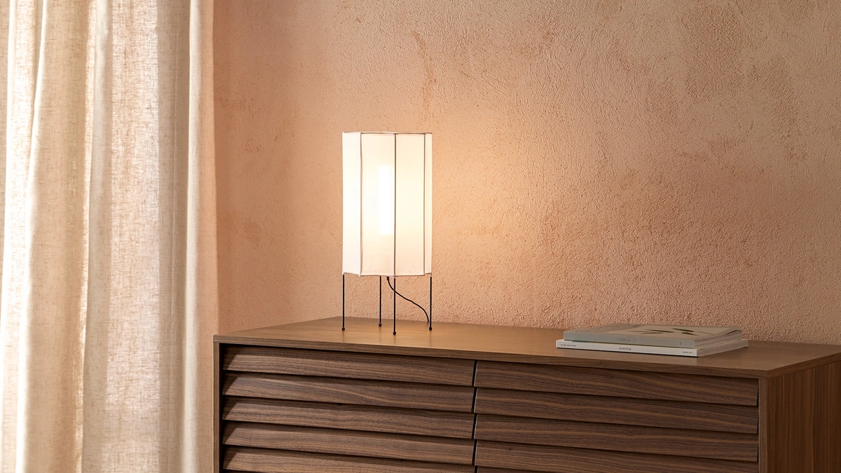 Lampada da tavolo Velasca di Punt Mobles