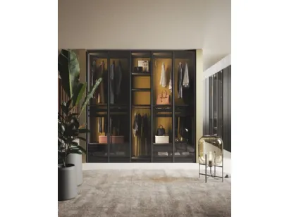 Armadio Ante Battenti 02 in vetro grigio trasparente e laccato metalgray di Morassutti
