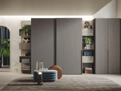 Armadio Ante Scorrevoli 08 in rovere fumo con elementi Free e contenitori Live di Morassutti