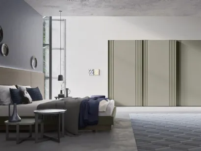 Armadio moderno Madame in legno laccato opaco di Ballancin