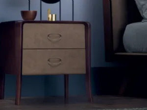 Comodino Cedronella in legno con cassetti rivestiti in ecopelle di Le Fablier