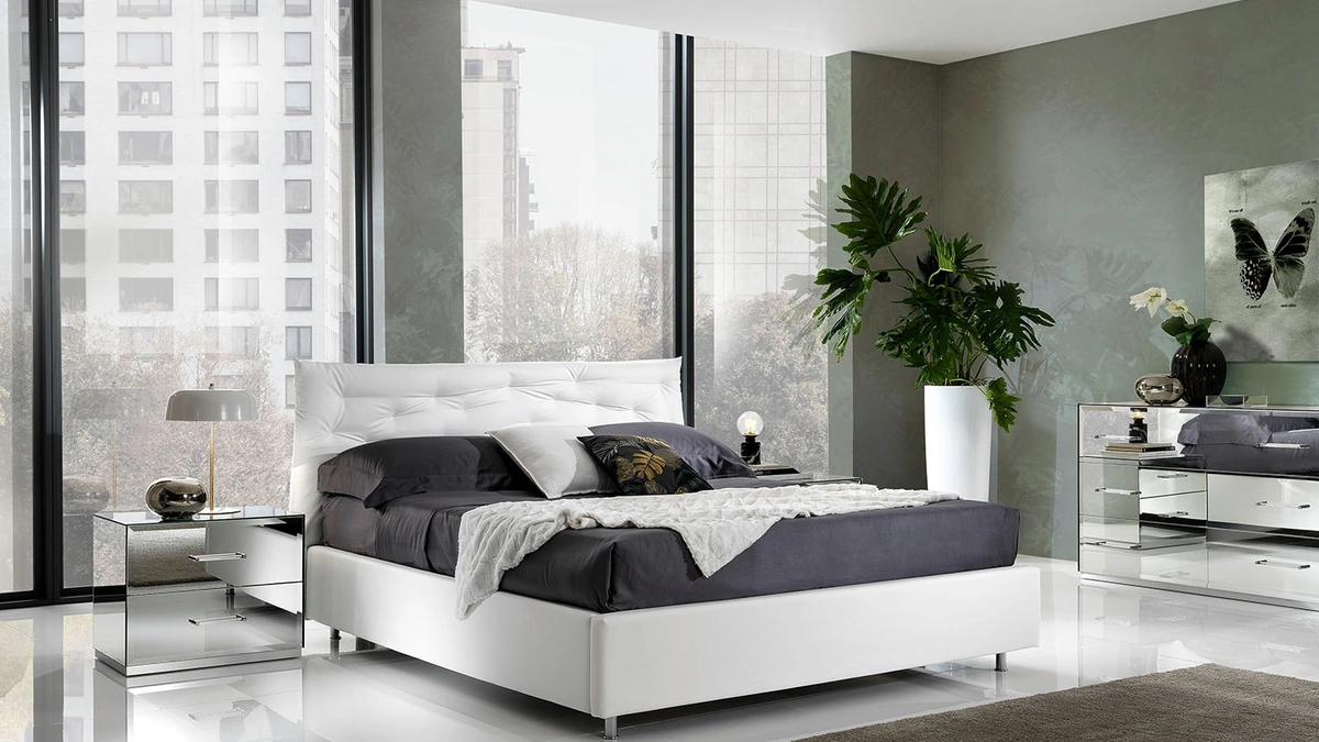 Letto Fantasy Luxury imbottito rivestito in Pelle Bianca di Mobil Piu