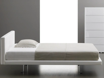 Letto in pelle Leopoldo di Majerna Letti
