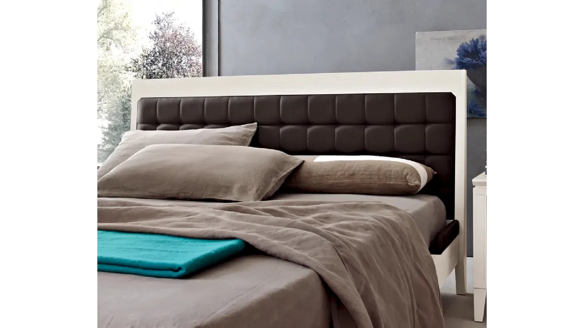 Letto Lino con testiera in pelle di Le Fablier