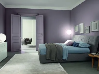 Letto moderno matrimoniale con testiera importante Reale di Morassutti