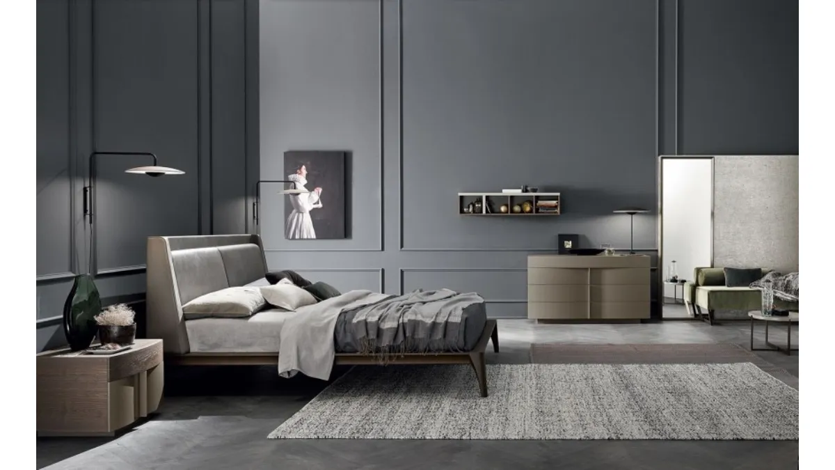 Letto con testiera imbottita Royal in ecopelle e legno di Ballancin