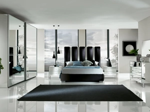 Letto imbottito Fantasy Luxury con testiera in velluto e specchio molato di Mobil Più