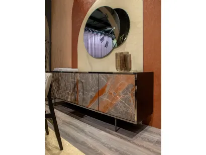 Madia elegante ed esclusiva Beyond con ante in marmo di Tonin Casa