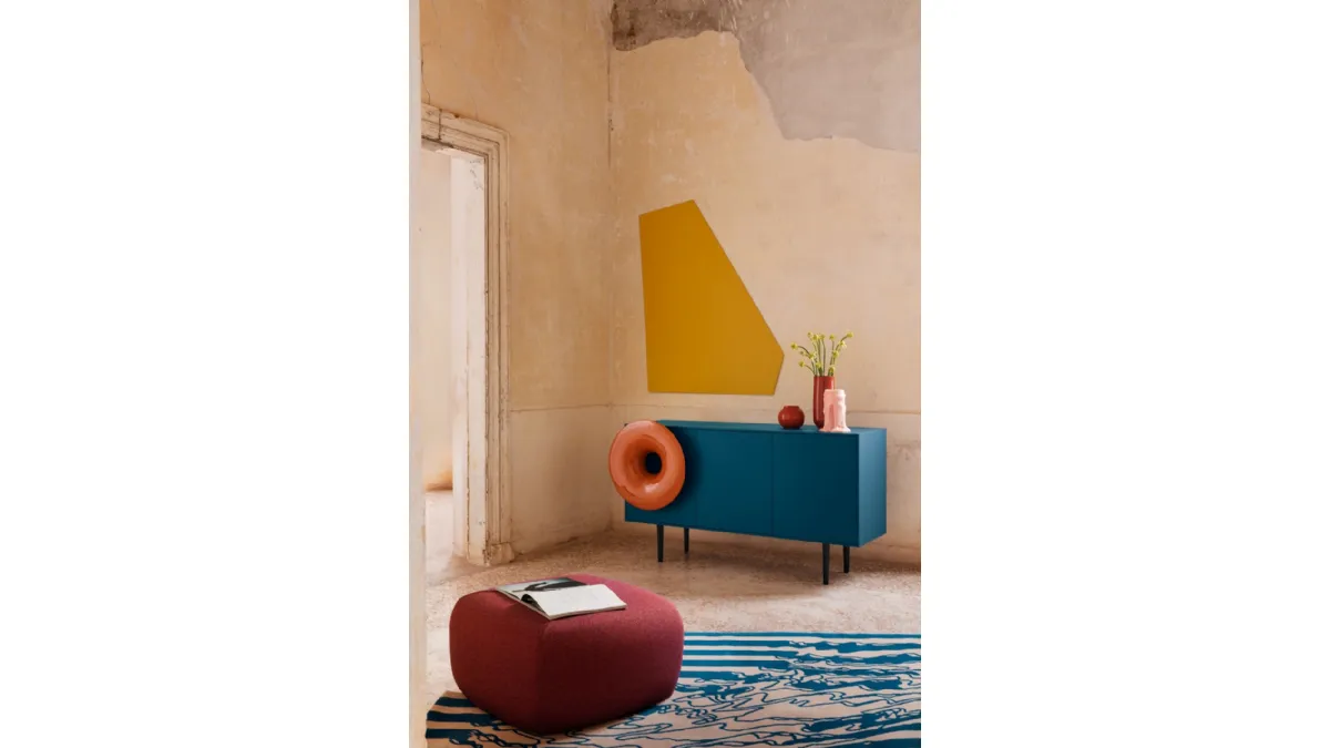 Madia musicale Caruso in laccato Bisanzio e ceramica smaltata Terracotta di Miniforms