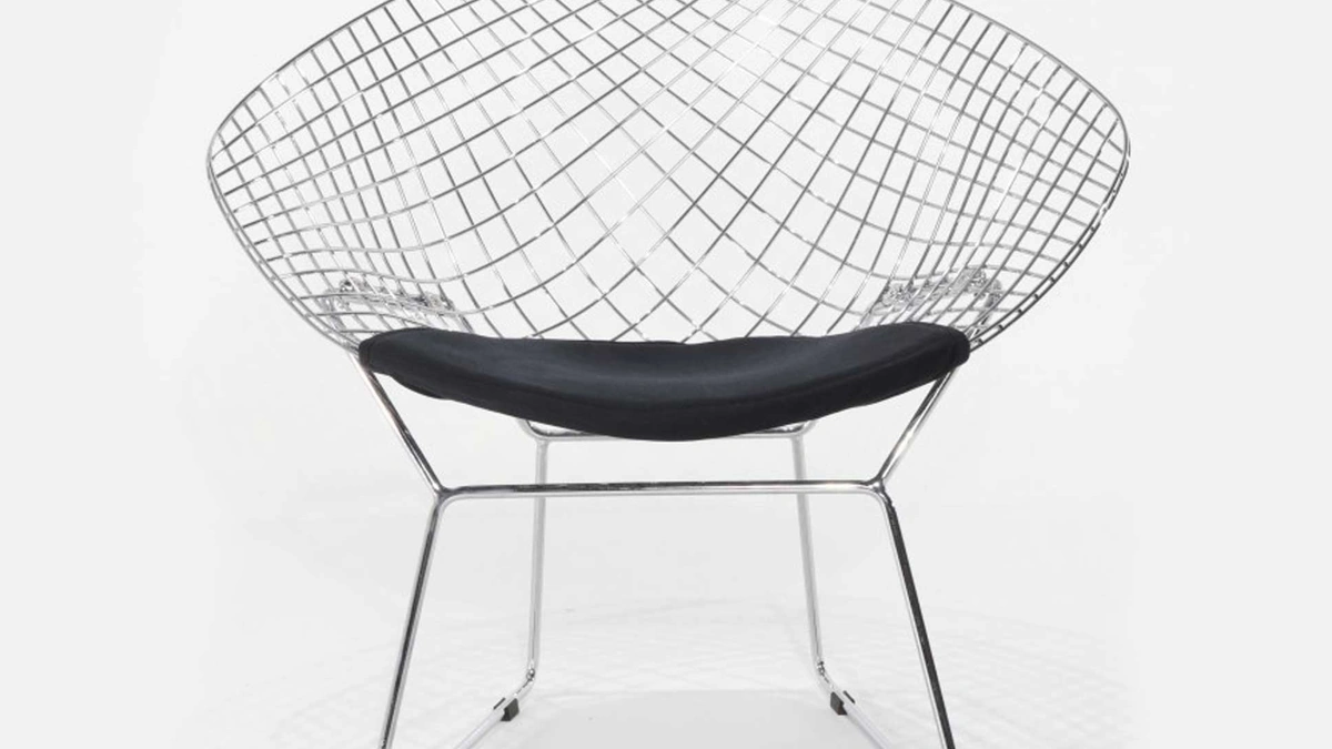 Poltroncina Asia in tondino di metallo di Sigerico