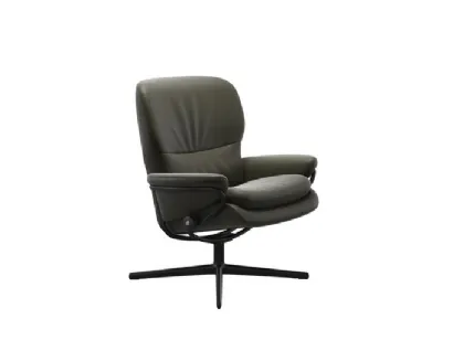 Poltrona in pelle imbottita Rome con schienale basso di Stressless