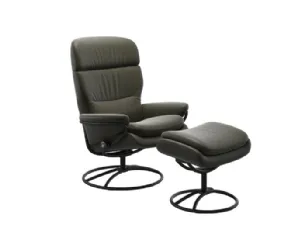 Poltrona Rome in pelle imbottita con poggiatesta regolabile di Stressless