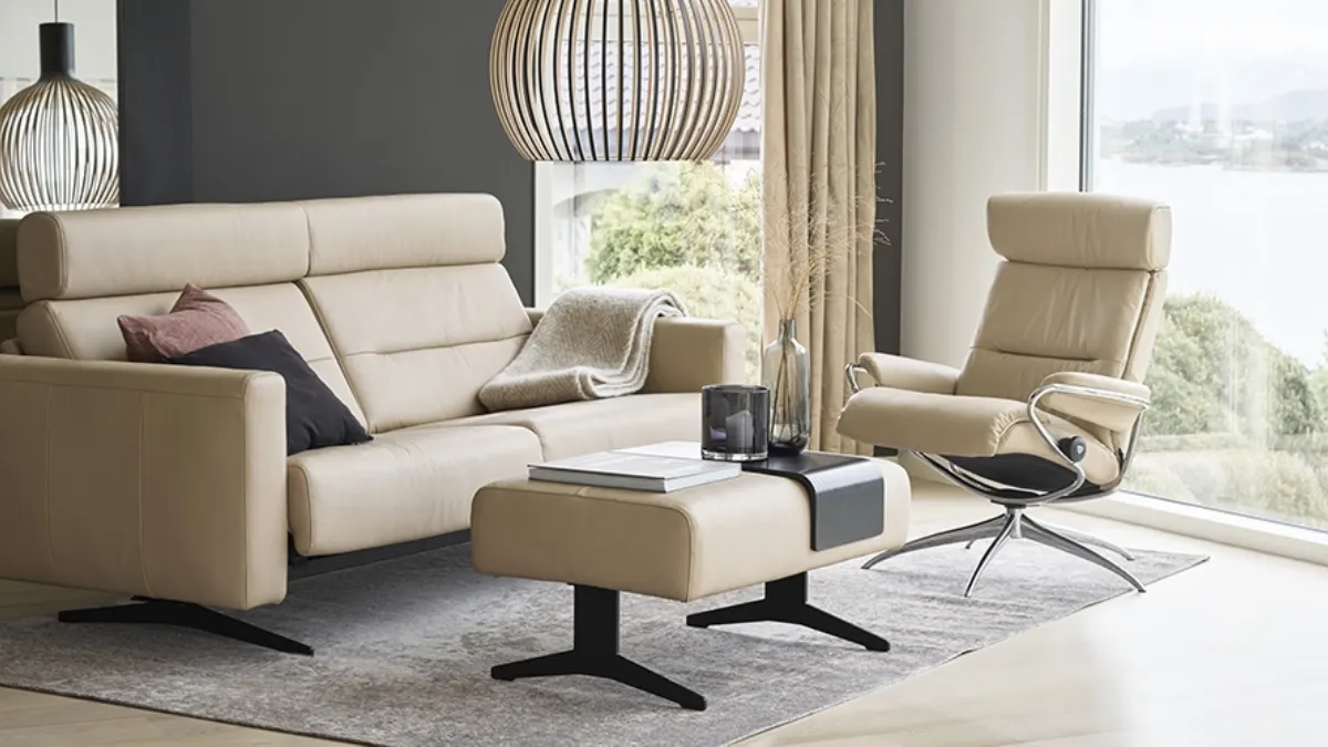 Divano lineare relax con rivestimento in pelle Stella di Stressless