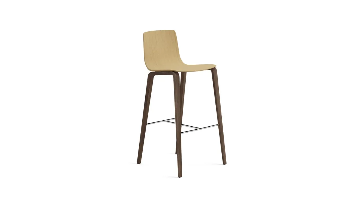 Sgabello in legno Aava Stool di Arper