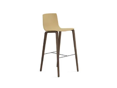 Sgabello in legno Aava Stool di Arper