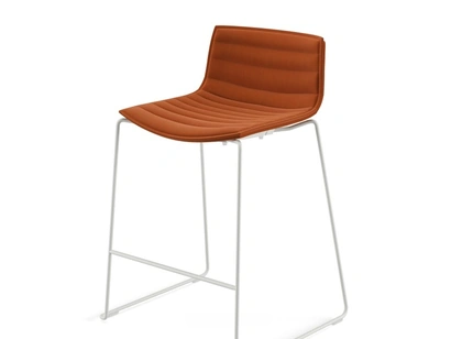 Sgabello Catifa RE 46 di Arper