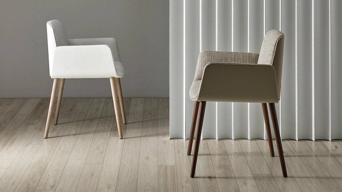 Sedia Hug Fully Upholstered di Punt Mobles