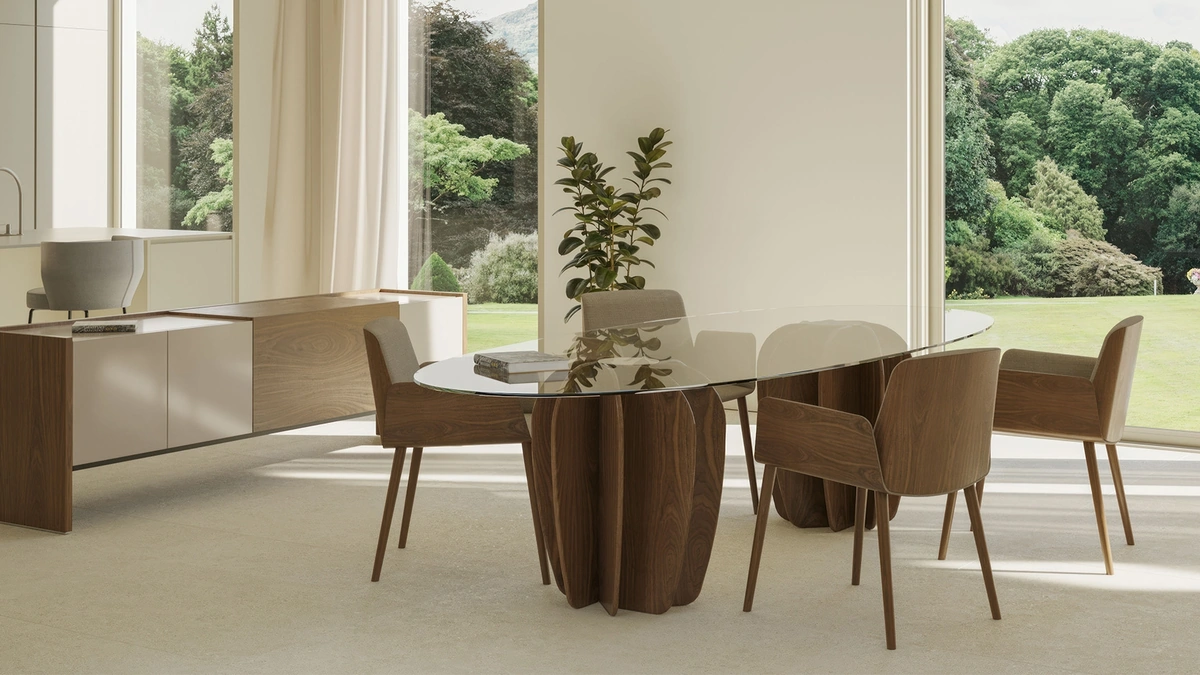 Sedia Hug Wooden legs di Punt Mobles