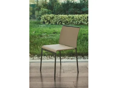 Sedia con struttura in acciaio e sedia con schienale in Texplast Lola Outdoor di Ingenia