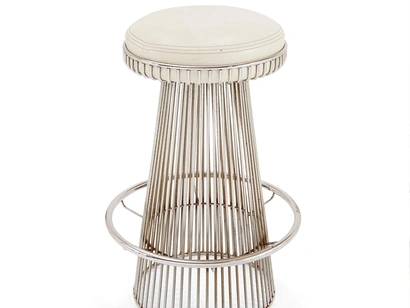 Sgabello Faro in metallo con seduta in pelle di Sigerico