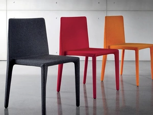 Sedia Pura completamente rivestita in tessuto di Sovet