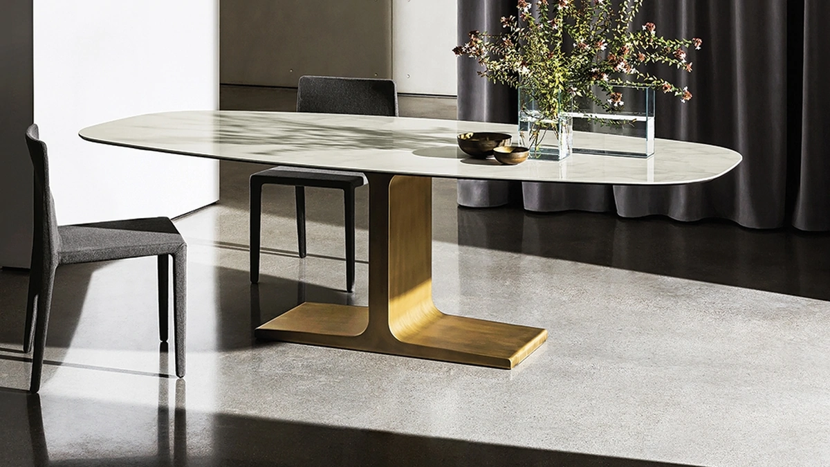 Tavolo Palace shaped di Sovet