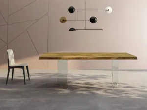 Tavolo Milos di Fratelli Mirandola con piano in legno di rovere con base in vetro di Fratelli Mirandola