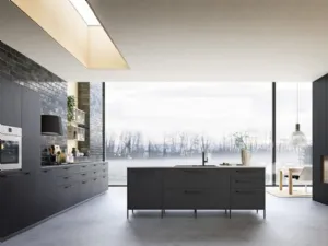 Cucina Moderna Urban comp 05 in Fenix Nero di Lyons Cucine