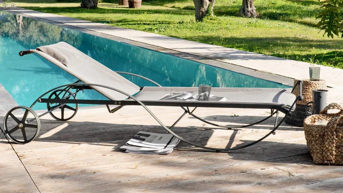 Sdraio Aurora in tessuto e ferro battuto di Unopiu