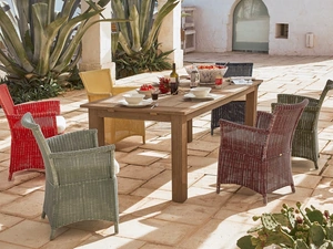 Poltroncina Capri in fibra sintetica intrecciata di Unopiu