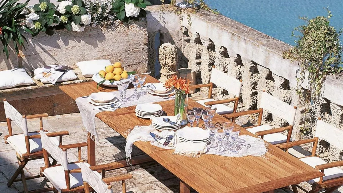 Tavolo Allungabile Chelsea in teak di Unopiu