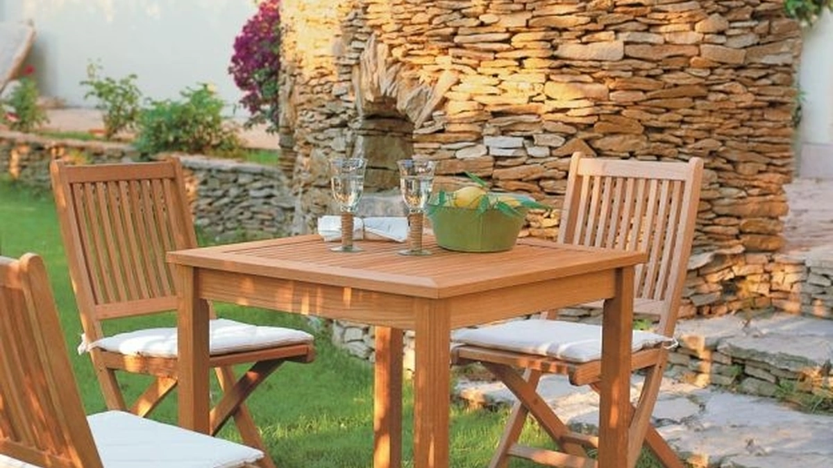 Tavolo quadrato e Sedie in teak Chelsea di Unopiu