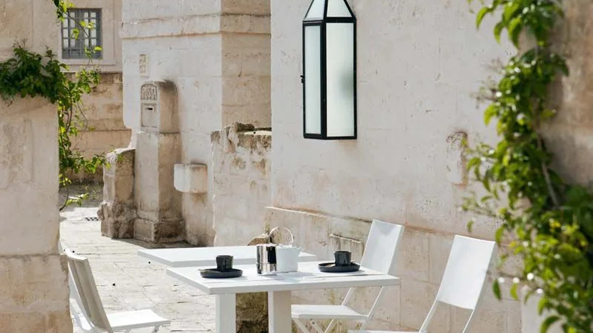 Tavolo in ferro Conrad di Unopiu