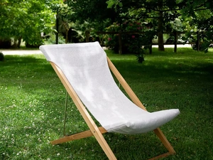 Sdraio Cosette in tessuto e teak di Unopiu