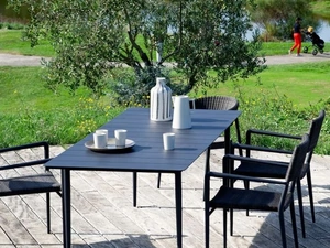 Tavolo rettangolare Experience in fusione di alluminio di Unopiu