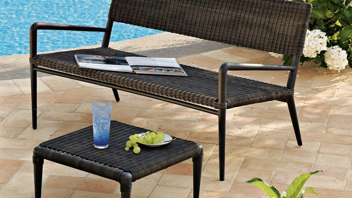 Divano e Tavolino Experience in fibra sintetica intrecciata di Unopiu