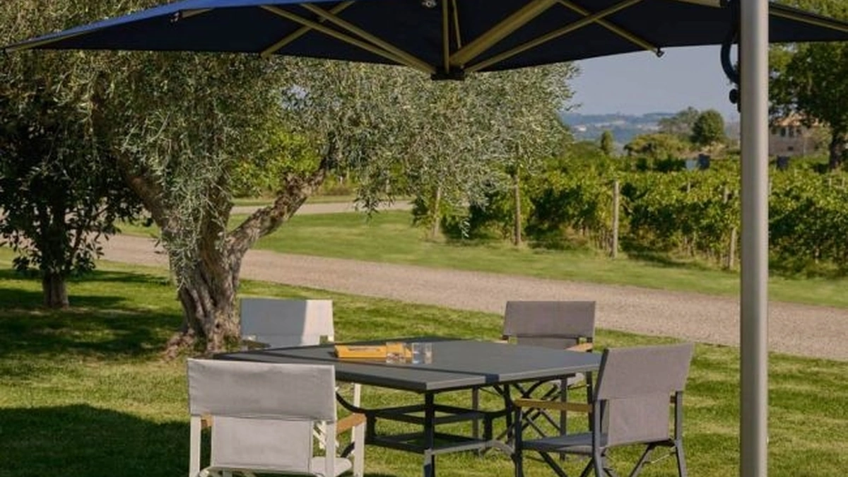 Ombrellone Levante in alluminio e tessuto di Unopiu