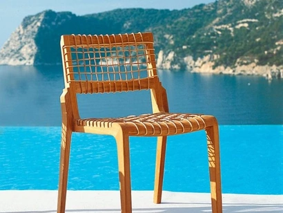 Sedia in teak e fibra sintetica Synthesis di Unopiu