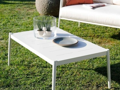 Tavolino Luce in alluminio bianco di Unopiu