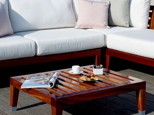 Tavolino C'est la Vie in mogano di Unopiu