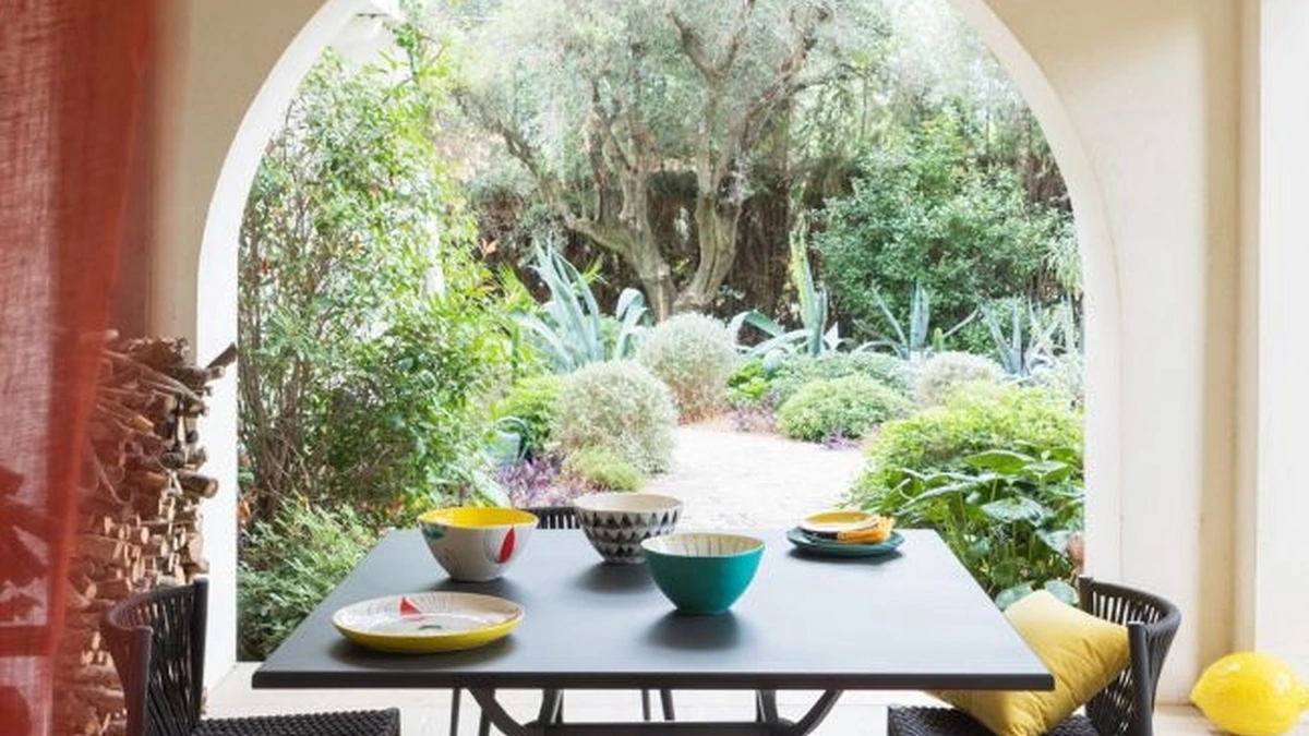 Tavolo quadrato Toscana in ferro di Unopiu